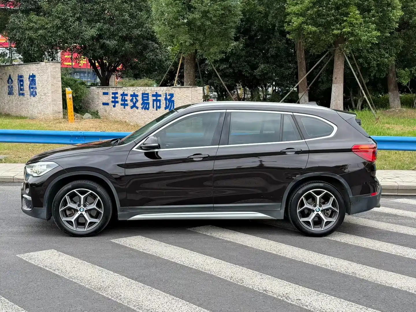 Фото 3 - BMW X1