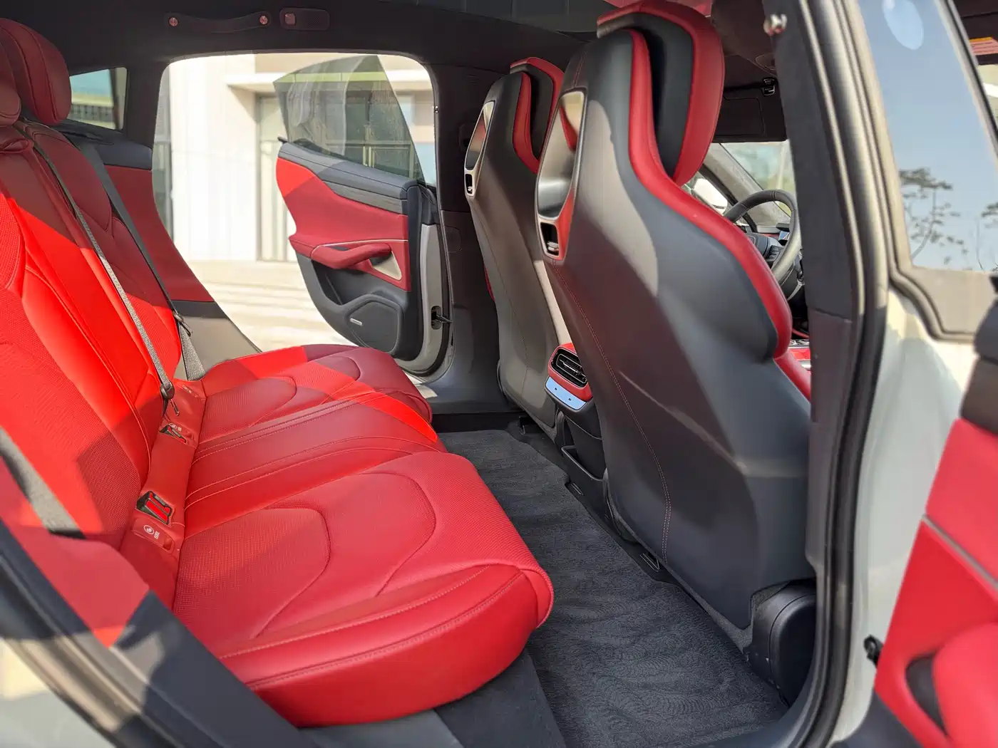 XIAOMI CAR XIAOMI SU7