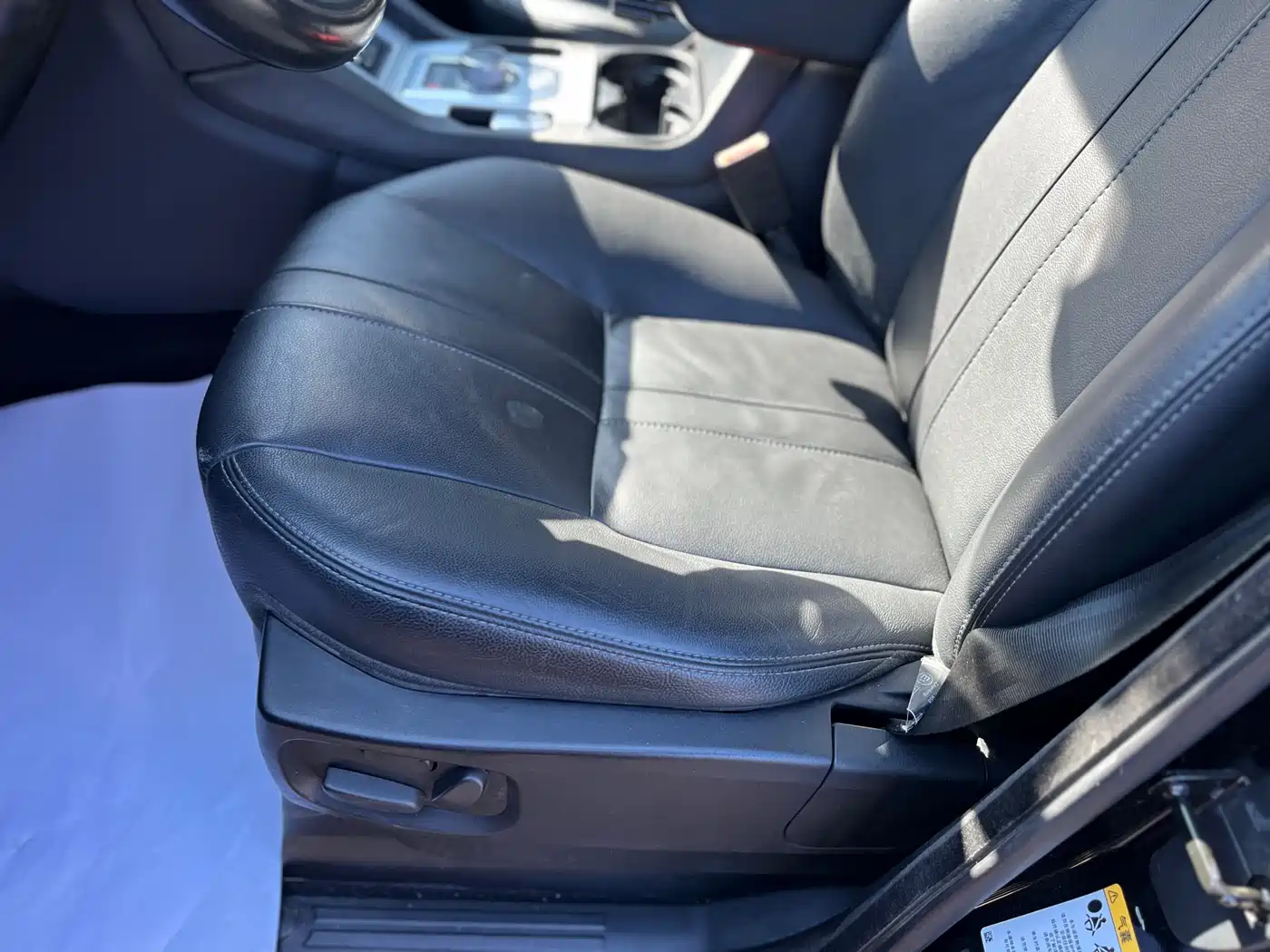 Land Rover Discovery 2016 3.0 SC V6 HSE фото 10