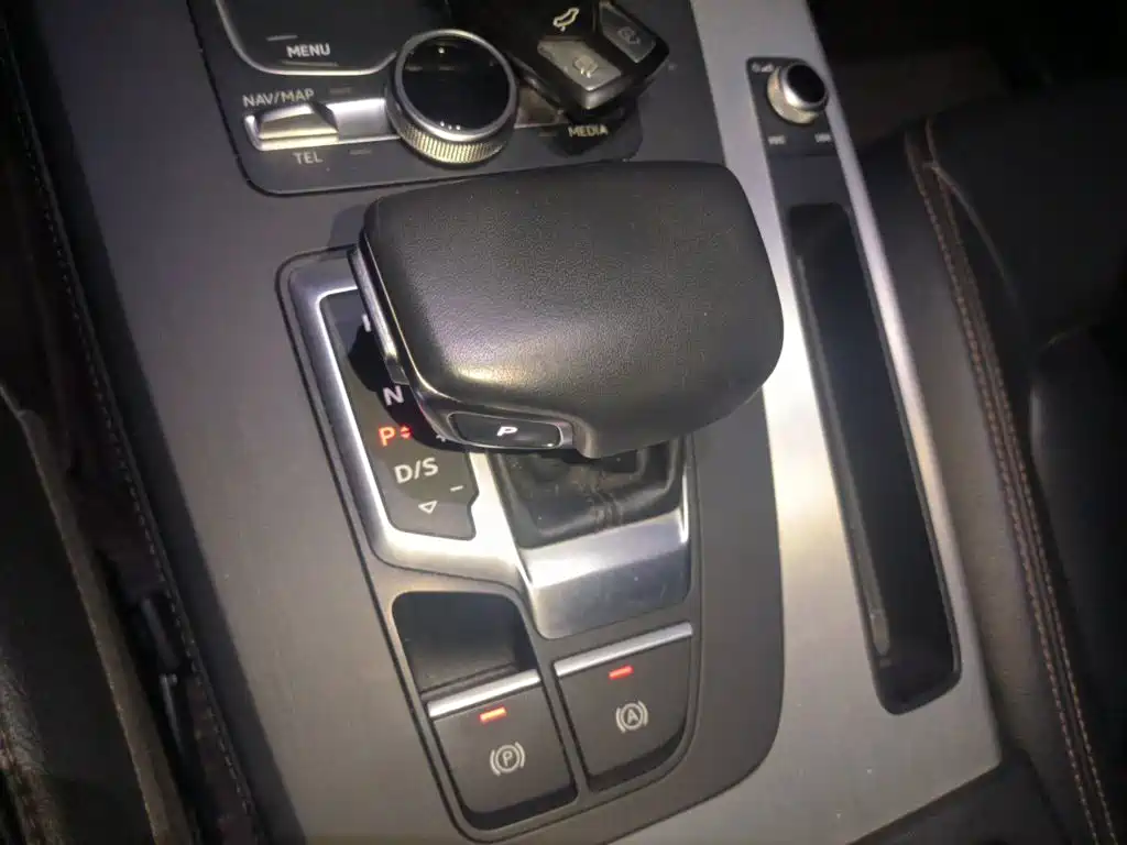 صورة 11 - Audi Q5L