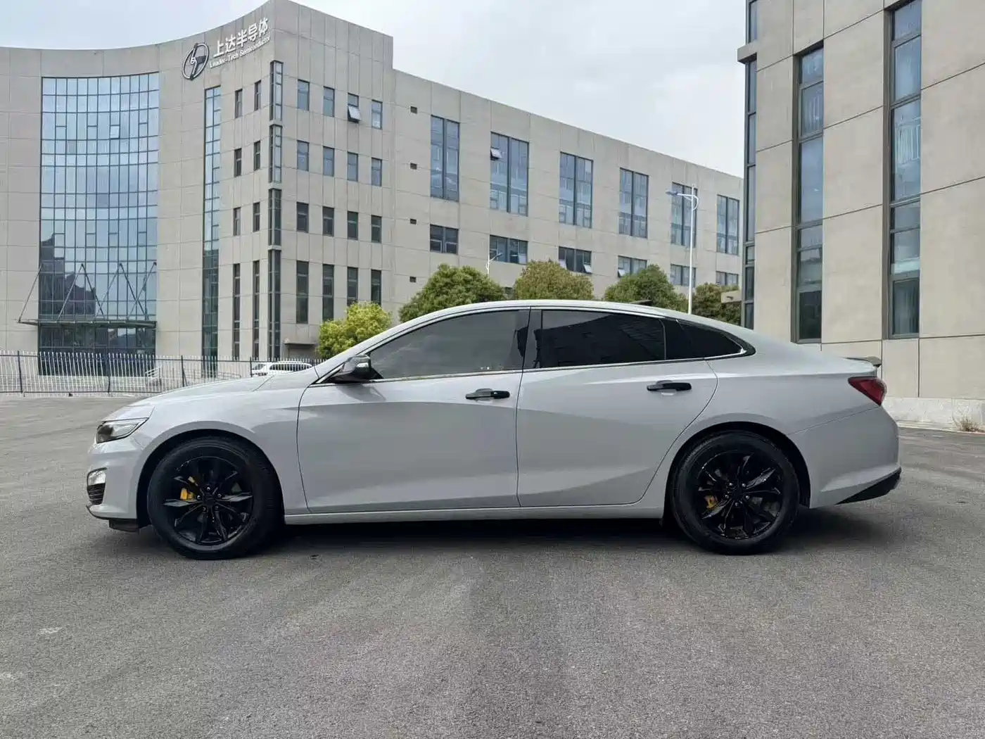 Chevrolet Malibu XL 2022 535T Auto Sharp Dynamic Edition фото 8