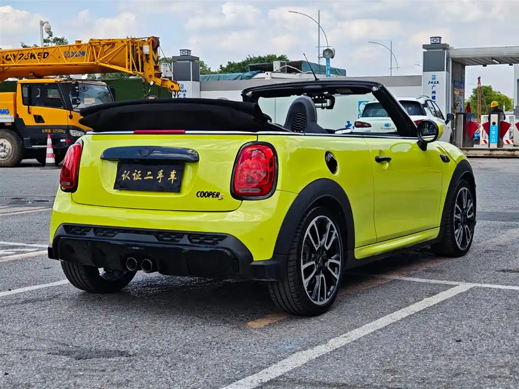 MINI 2023 2.0T COOPER S CABRIO Racer фото 5