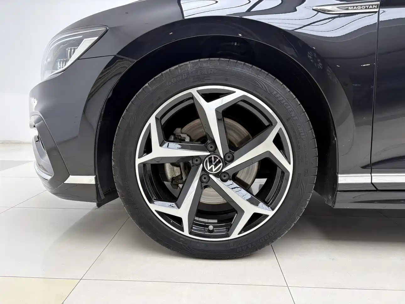 صورة 15 - Volkswagen Magotan