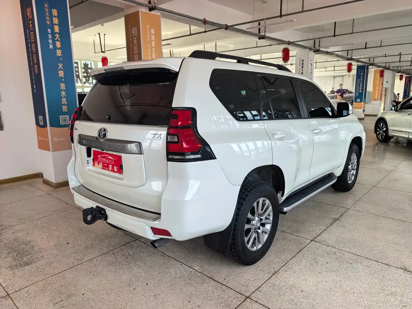 Toyota Prado 2018 3.5L Auto TX-L фото 6