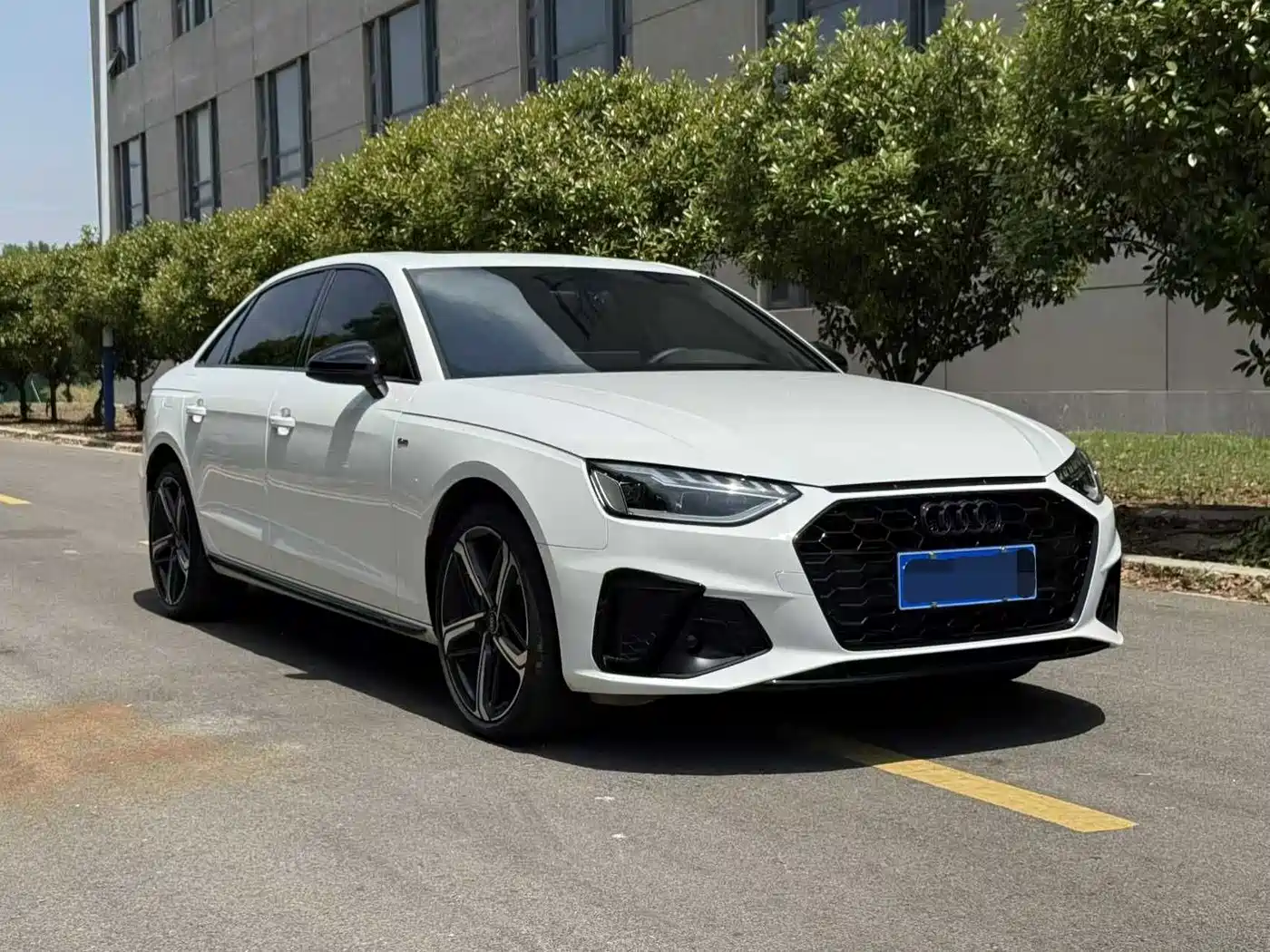 Audi A4L 2024 40 TFSI Luxury Dynamic фото 2