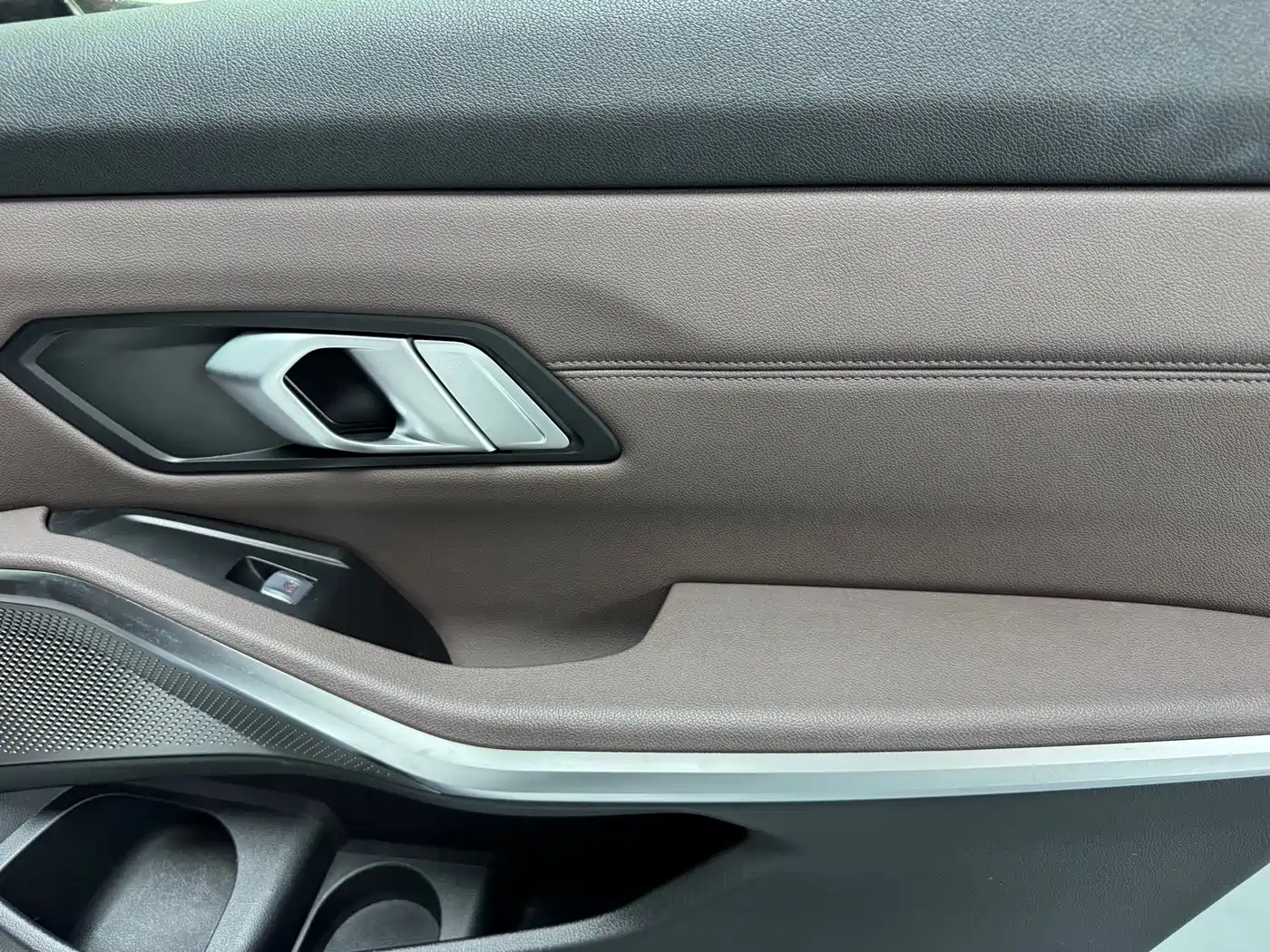 BMW 3 Series 2021 320Li M Sport Package фото 14