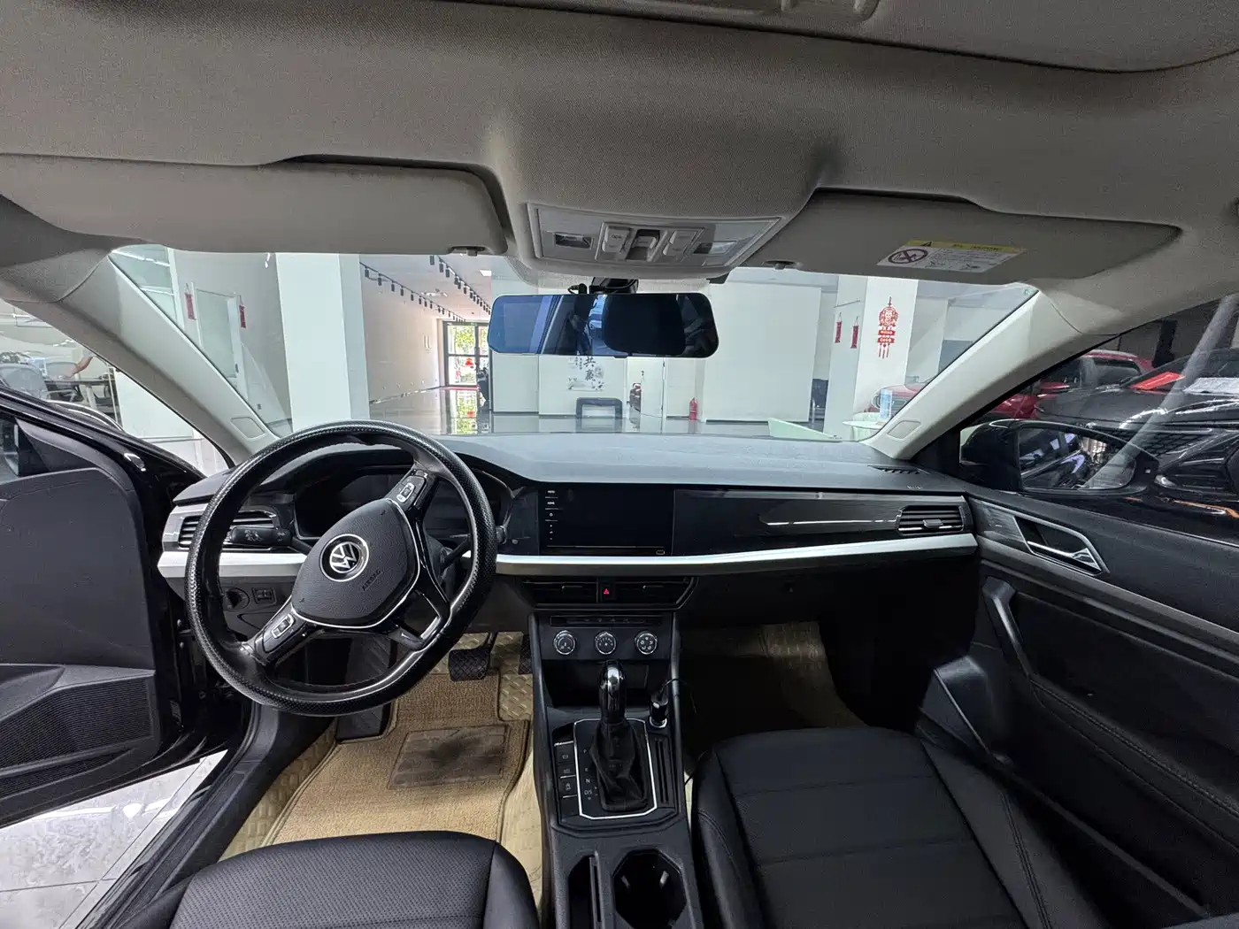 Volkswagen Lavida 2021 1.5L Auto Comfort Edition фото 12