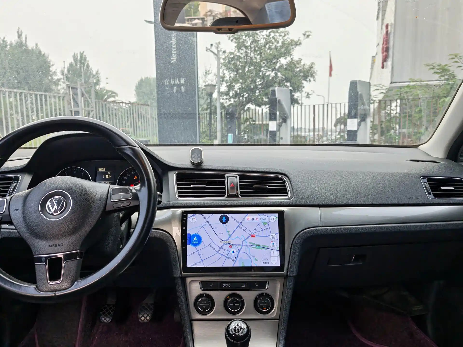 صورة 12 - Volkswagen Lavida