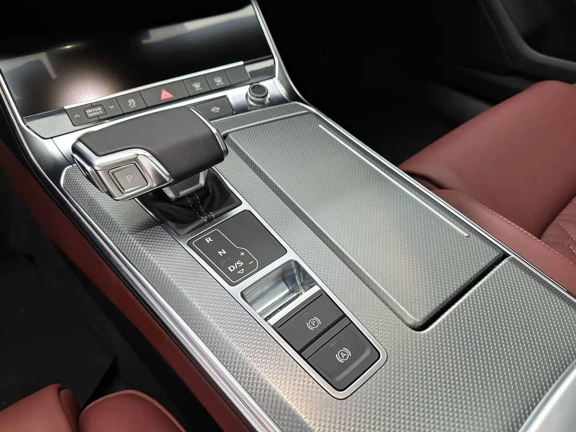 Photo 18 - Audi A7L