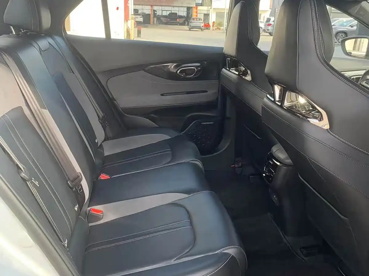 GAC Trumpchi Trumpchi Emkoo 2023 2023 400T Auto R MAX