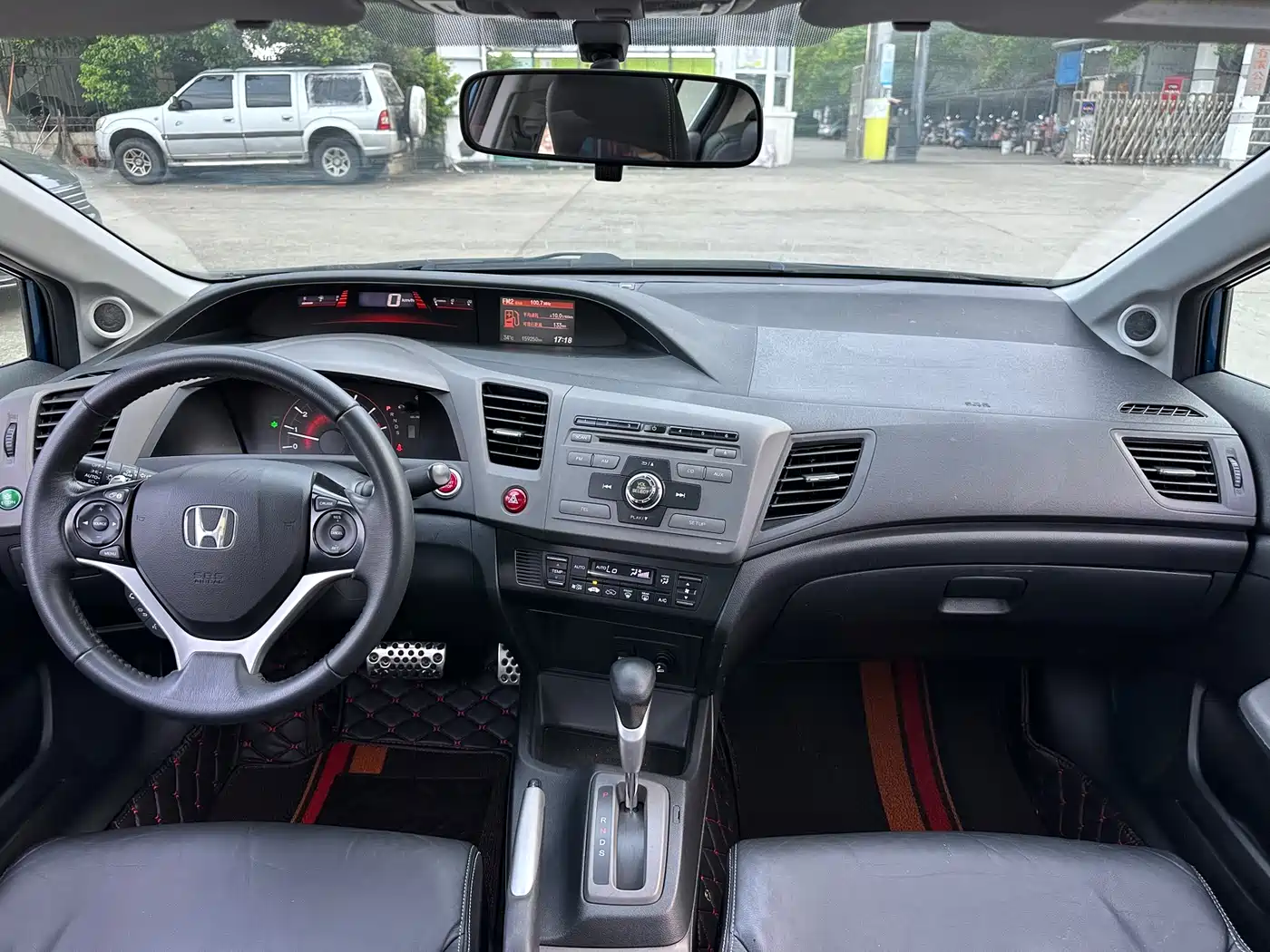 Photo 11 - Honda Civic