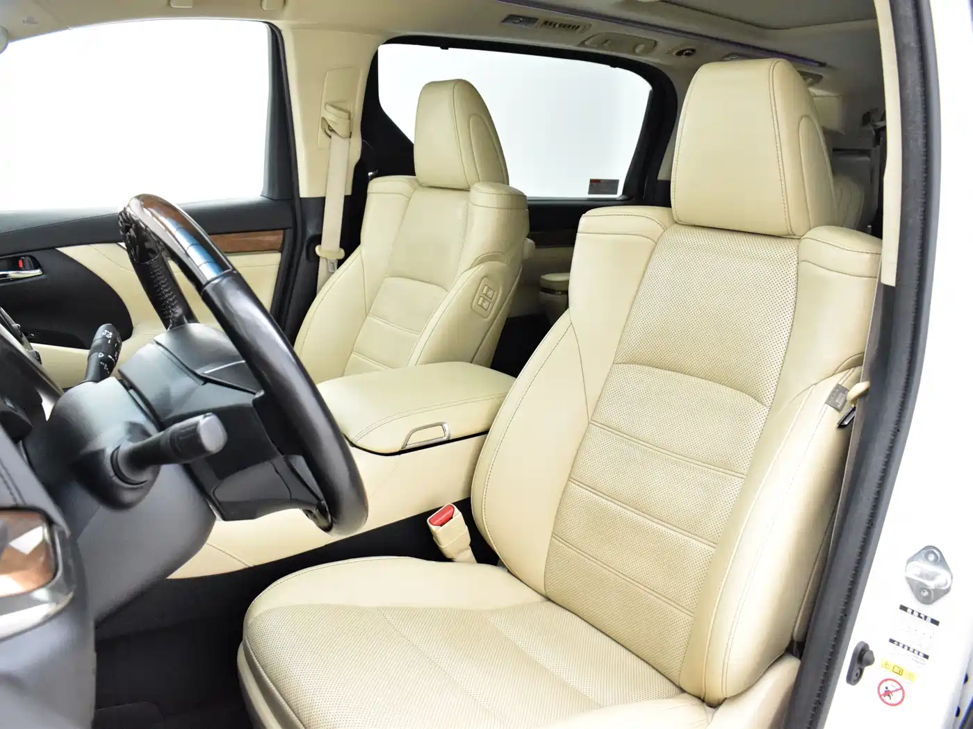Toyota Alphard 2015 3.5L Premium Edition фото 9