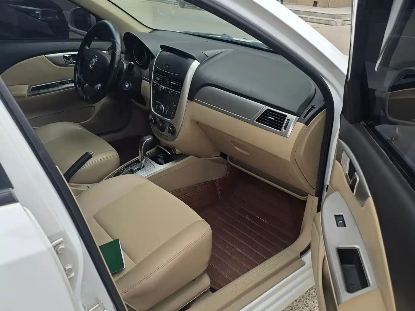 Buick Excelle 2013 1.5L Automatic Classic фото 4
