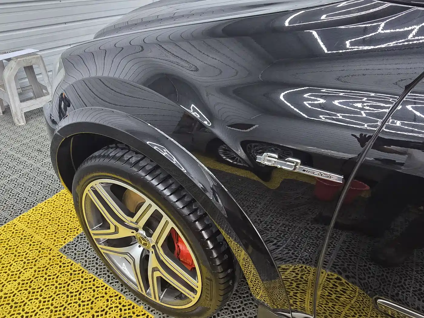 Mercedes-Benz M-Class AMG 2011 AMG ML 63 фото 14