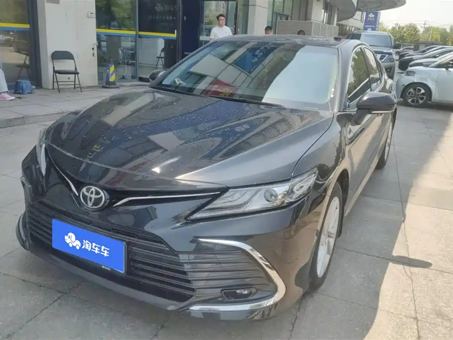 Toyota Camry 2021 2.0G Luxury Edition