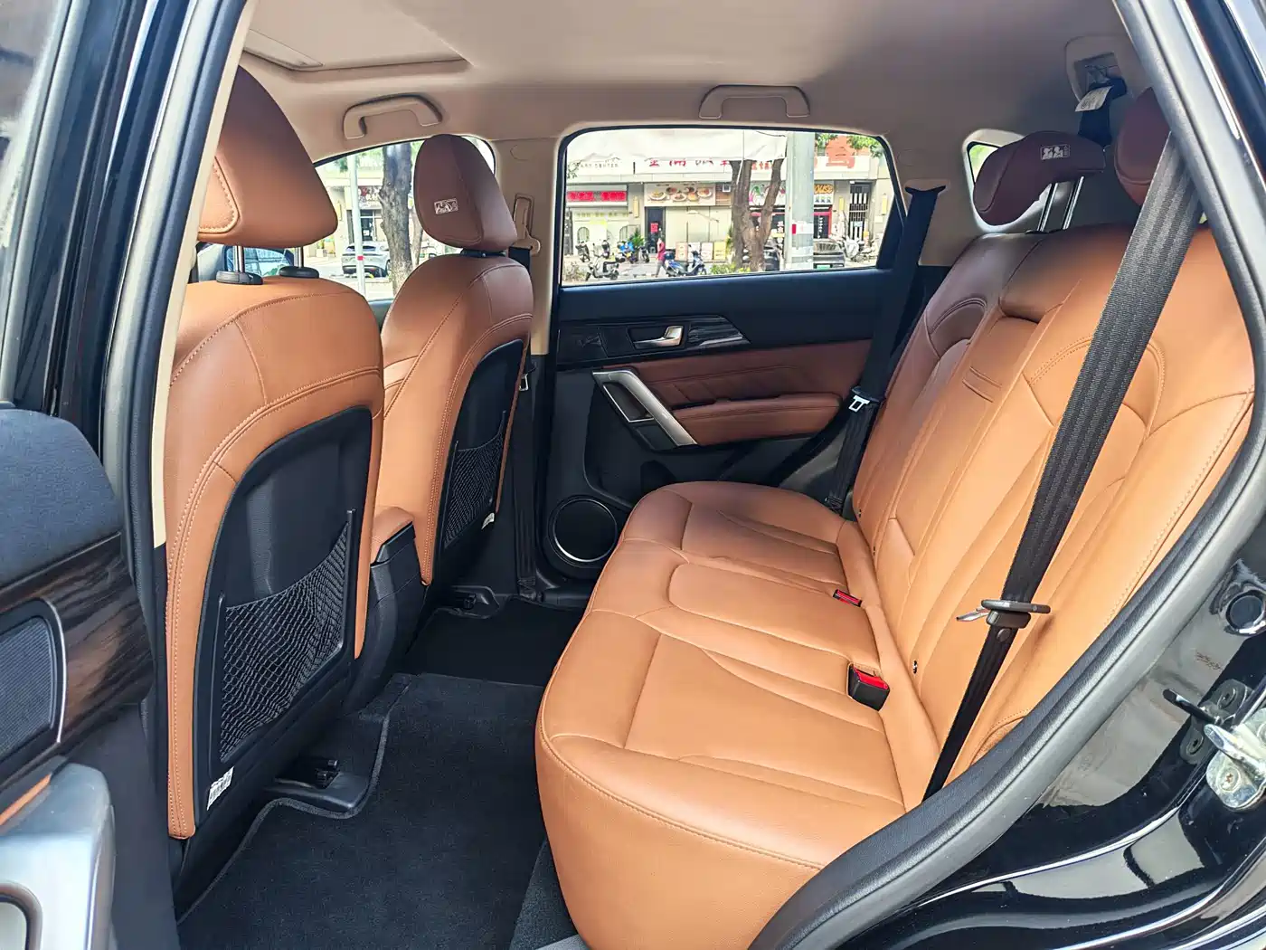 Фото 8 - Haval H2