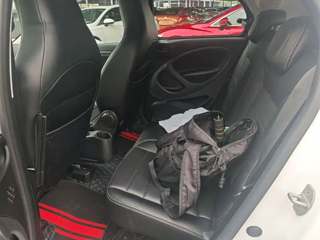 smart forfour 2017 2016 1.0L 52kW Agile Edition