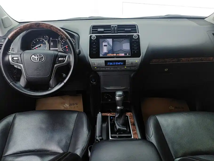 Toyota Prado 2019 2019 3.5L Automatic TX-L Zunxiang Edition with Rear-mounted Spare Tire