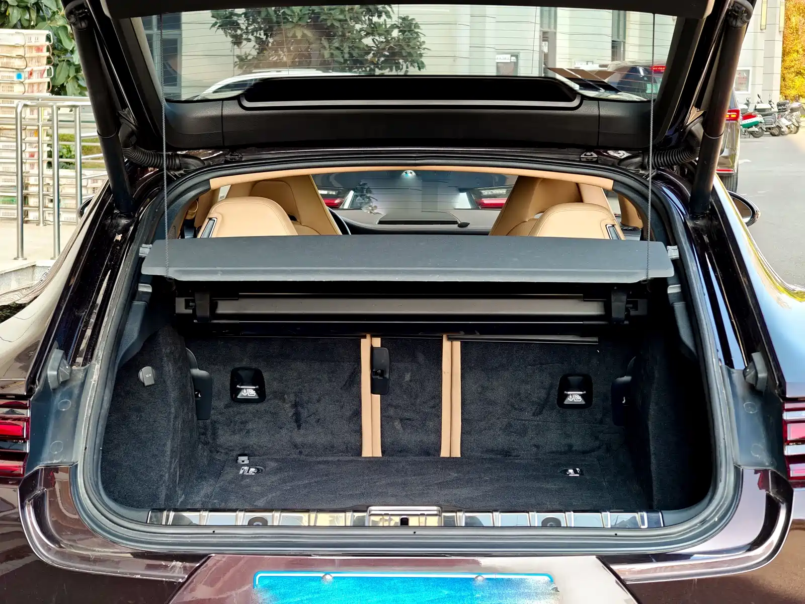 Фото 19 - Porsche Panamera