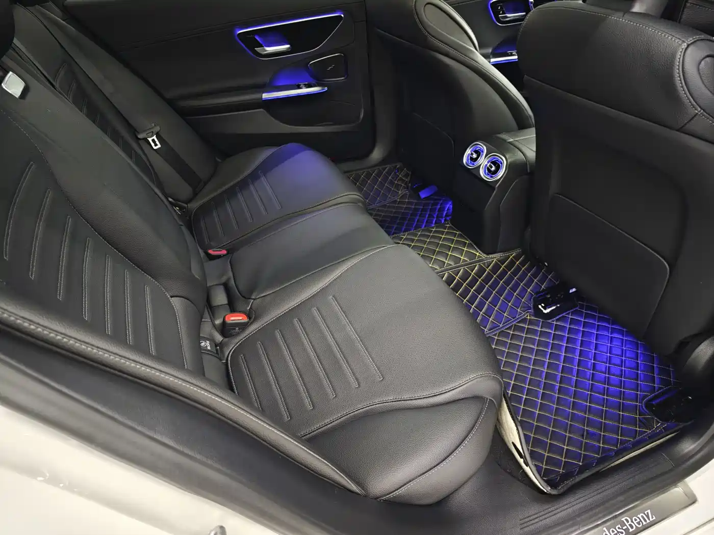 Mercedes-Benz C-Class 2022 C 260 L Sport Edition фото 7