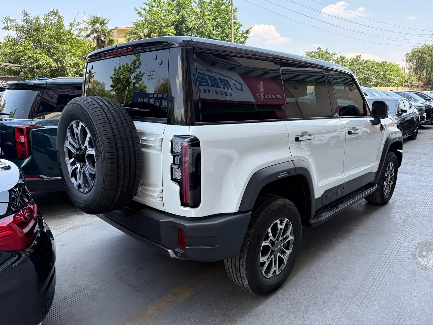 BAIC ORV Beijing Offroad BJ40 2024 Model 2.0T New Urban Hunter Pioneer Edition фото 11