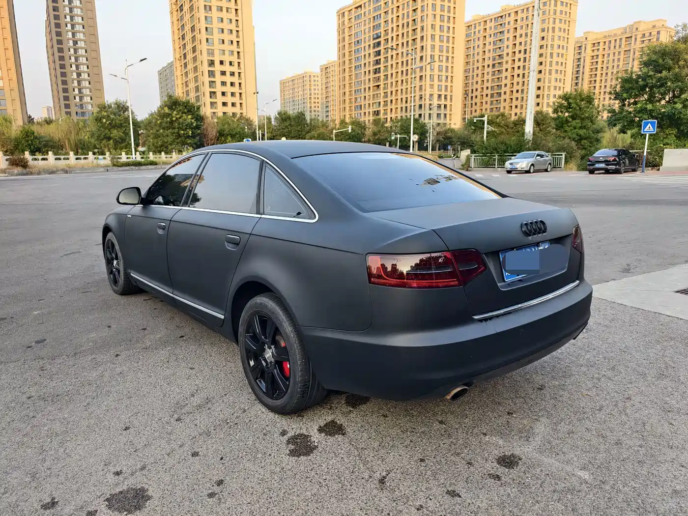 Фото 6 - Audi A6L