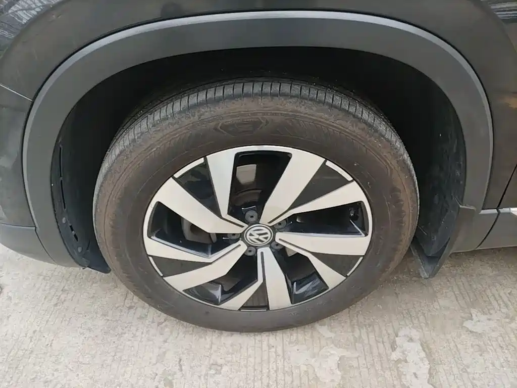 Volkswagen Tayron 2019 330TSI 2WD Luxury Plus China VI фото 23