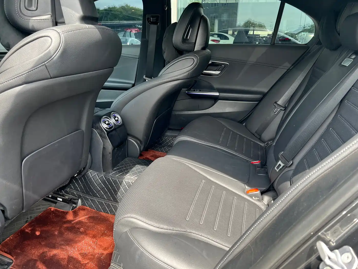 Mercedes-Benz C-Class 2024 Facelift III C 260 L Sport фото 7