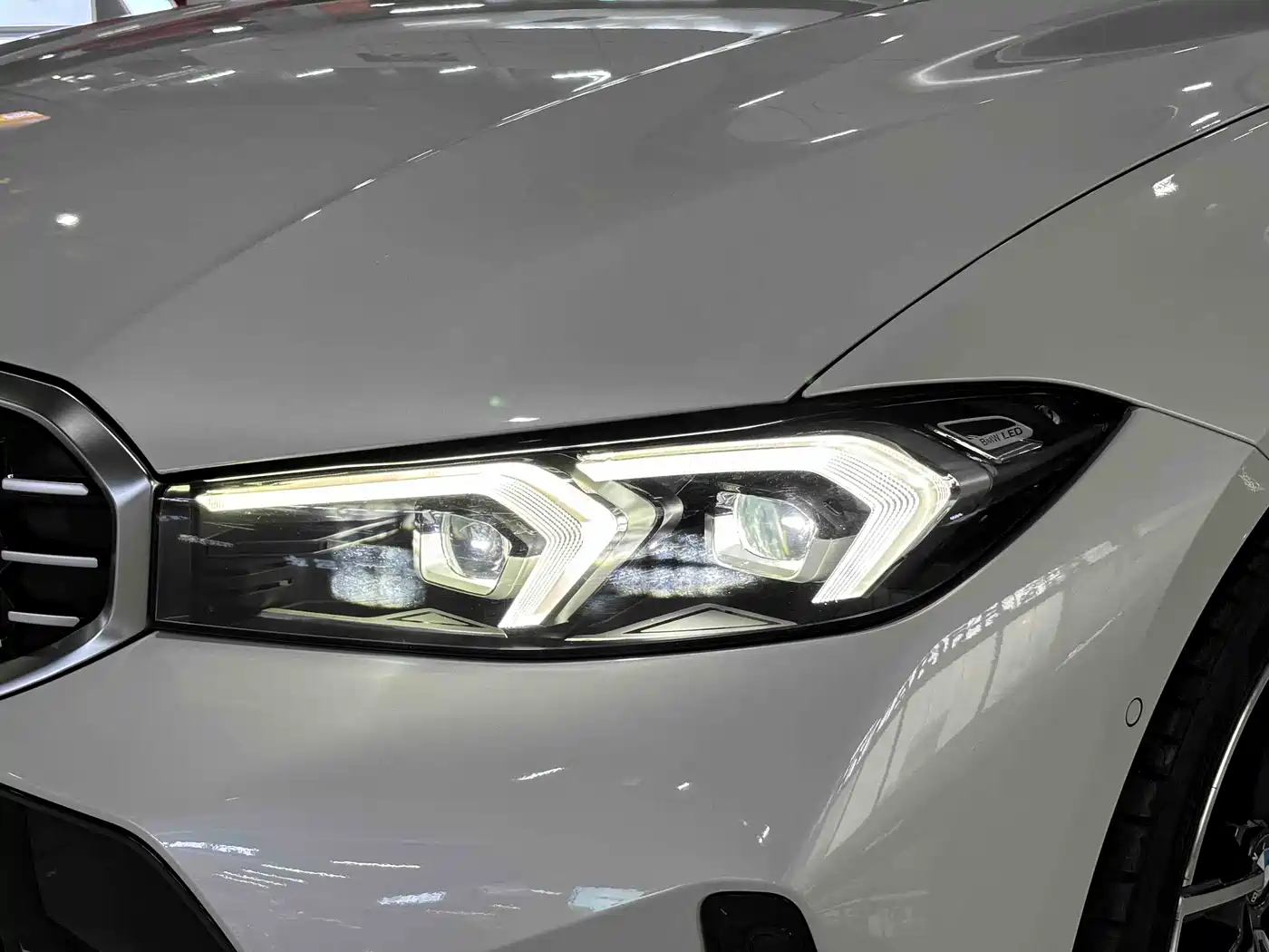 BMW 3 Series 2023 325Li M Sport Package фото 12