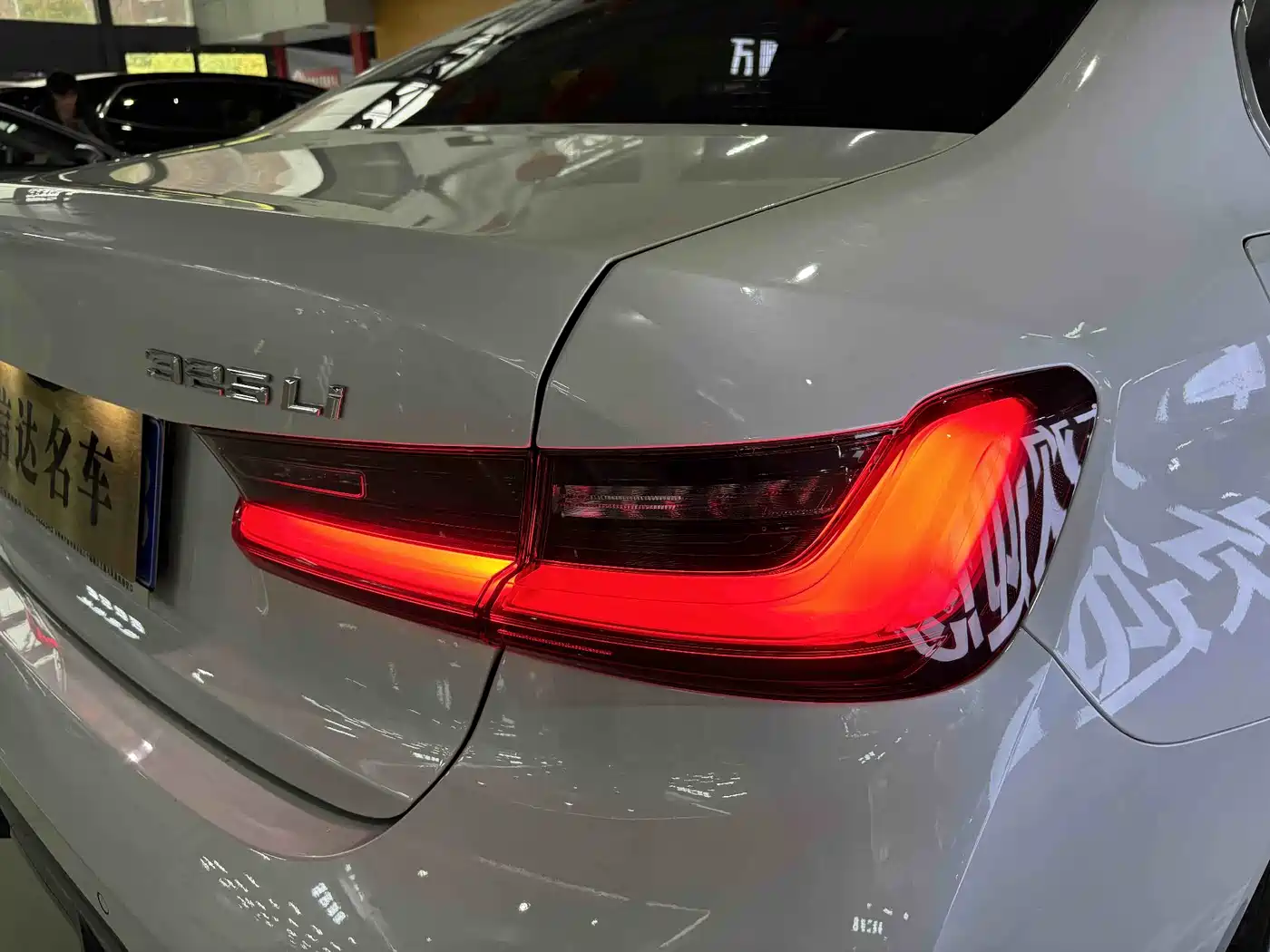 BMW 3 Series 2023 325Li M Sport Package фото 15