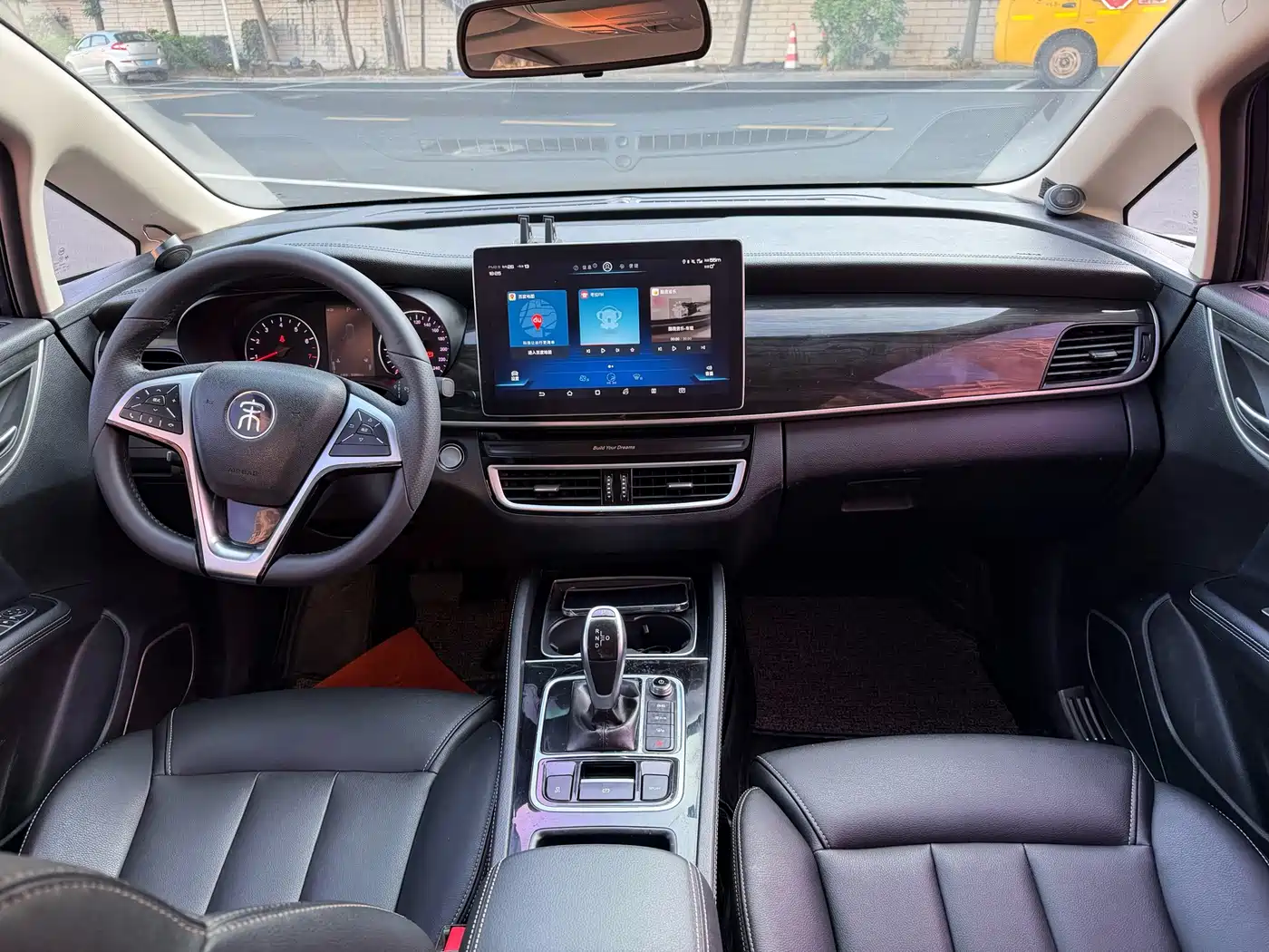 BYD Song MAX 2019 1.5T Auto Smart Connect Progressive 7-seater China V фото 5