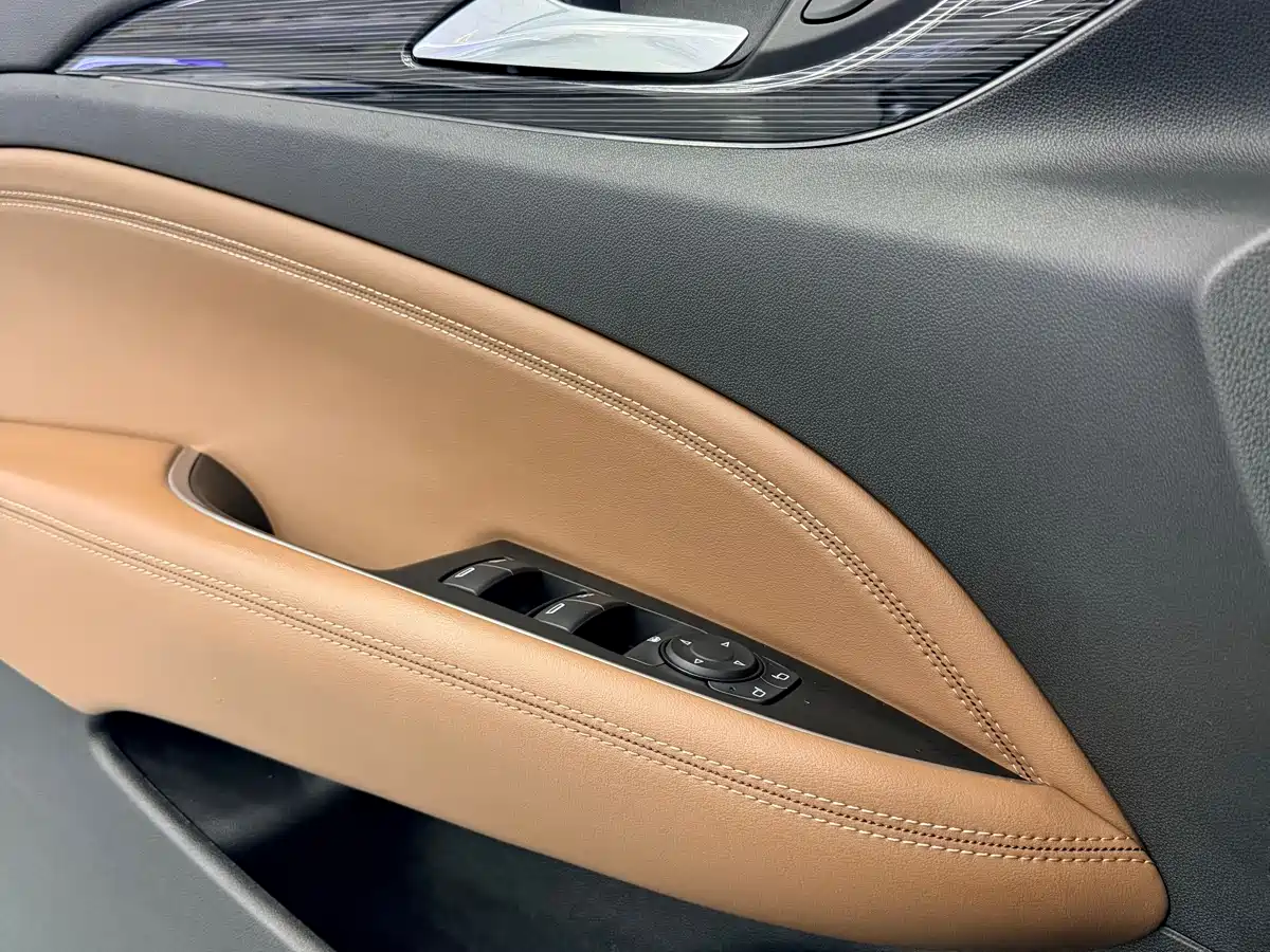 Buick Regal 2019 20T Elite China VI фото 21