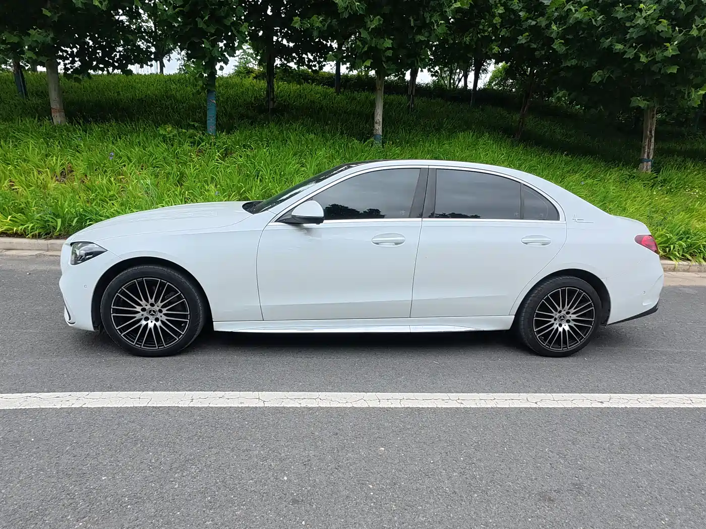 Mercedes-Benz C-Class 2023 C 260 L Sport фото 3
