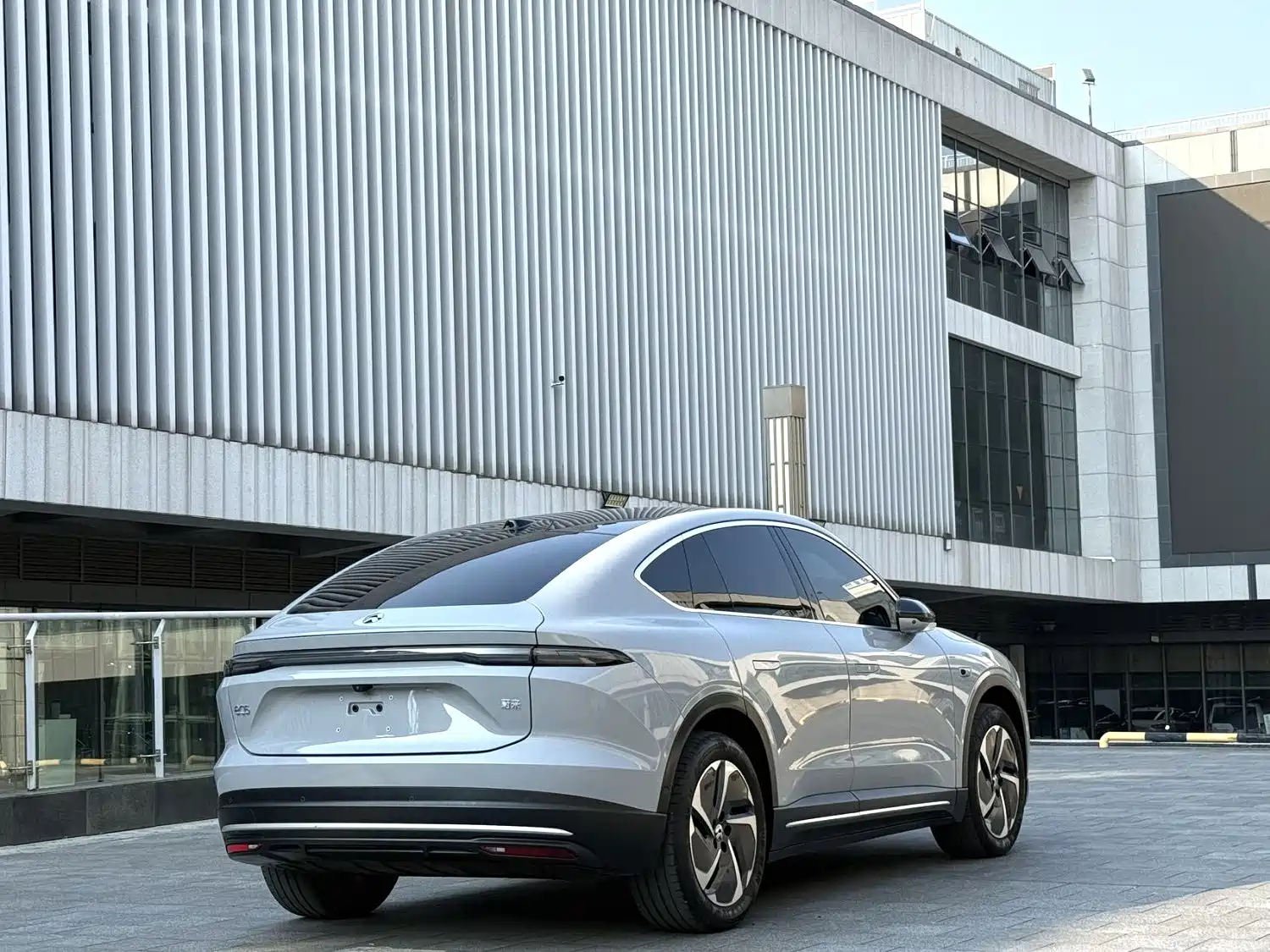 Фото 9 - NIO EC6