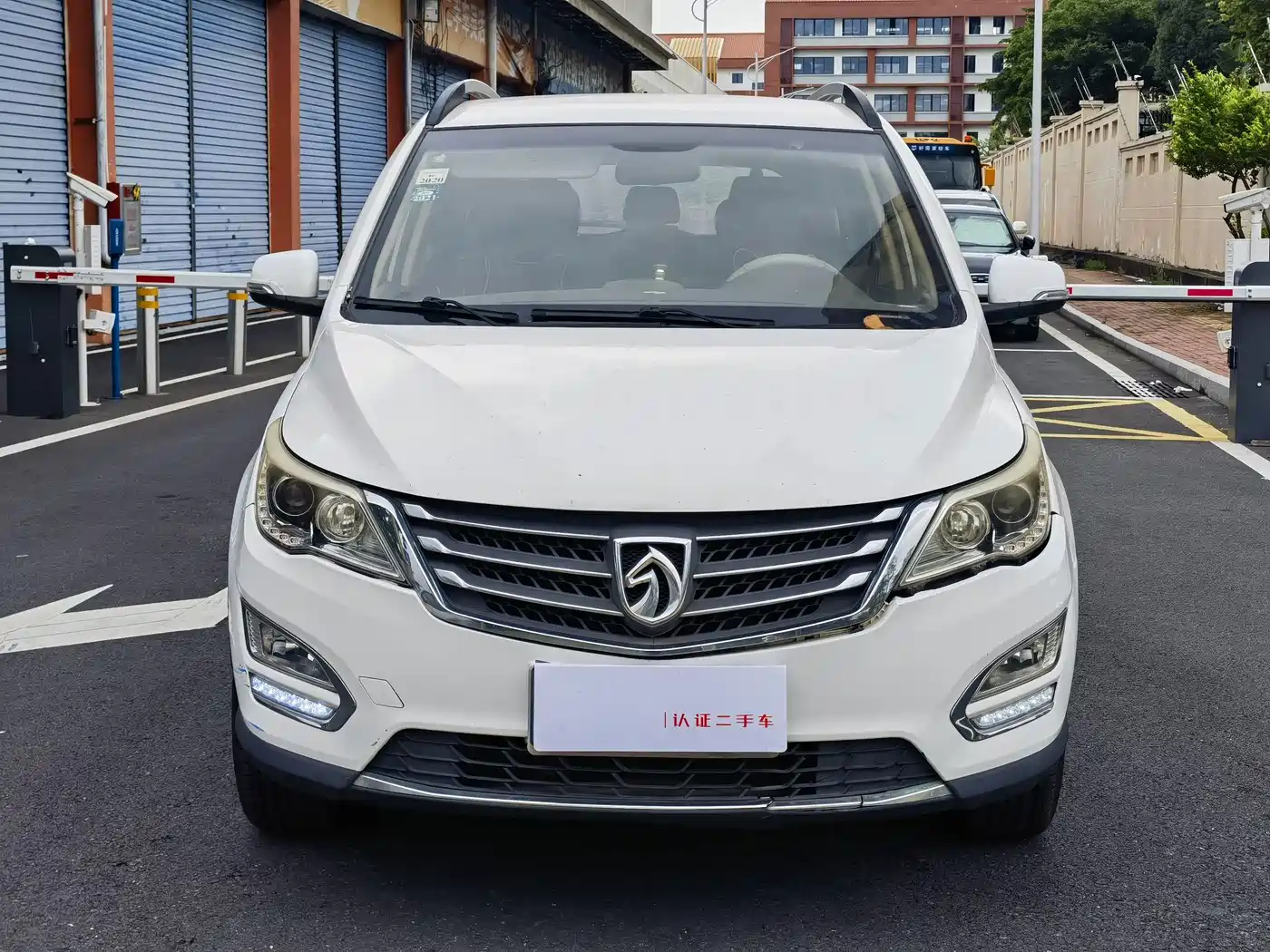 Фото 2 - Baojun 560