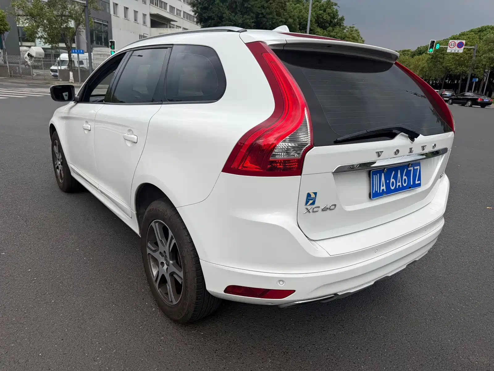 Photo 4 - Volvo XC60 (Import)