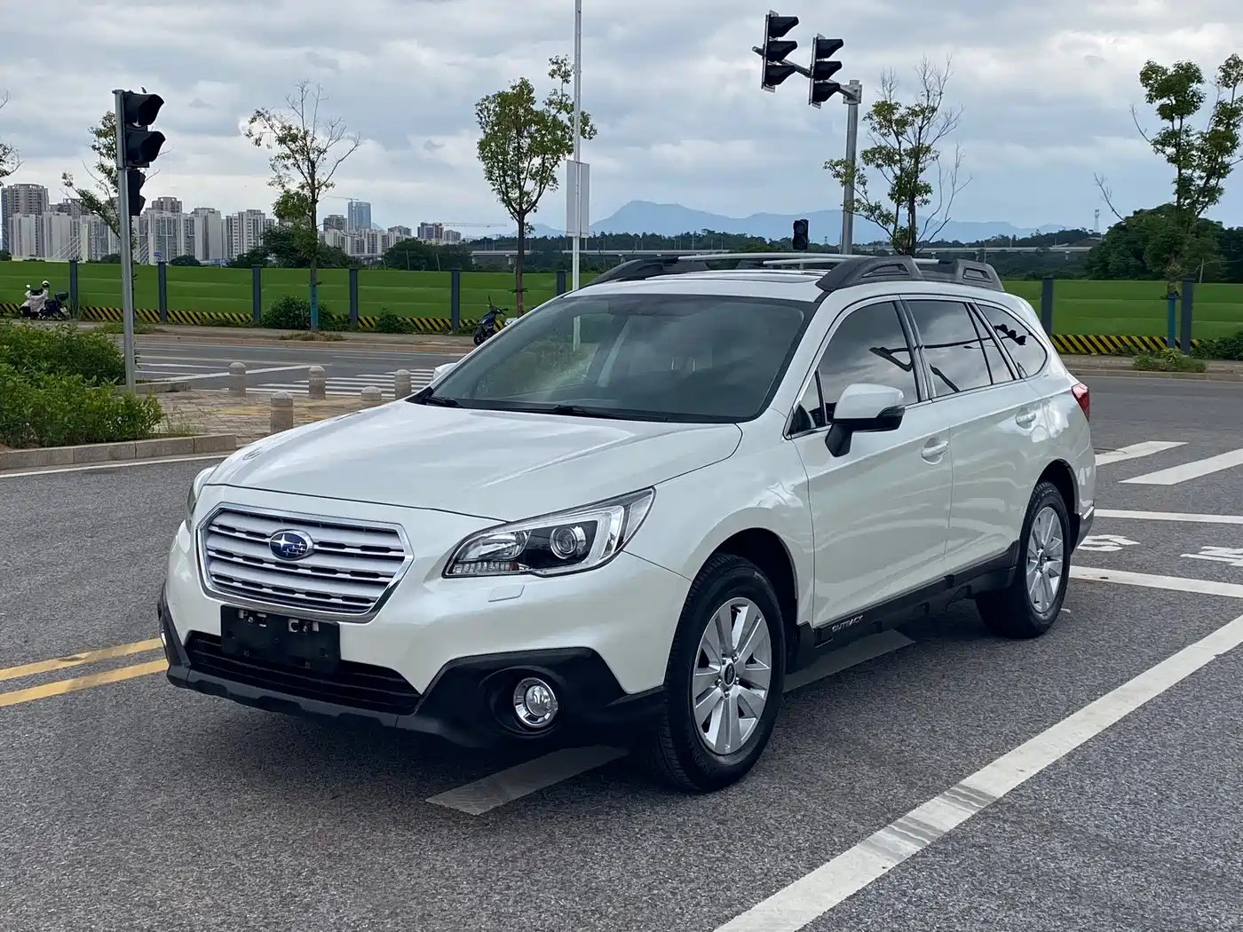 Subaru Outback 2017 2.5i Luxury Navigation Edition EyeSight