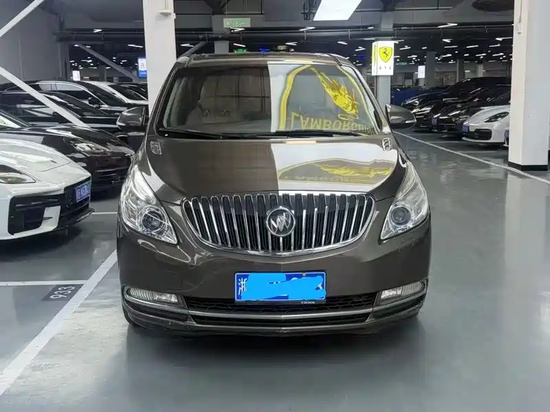 Buick GL8 2011 3.0L XT Luxury Business Flagship фото 2