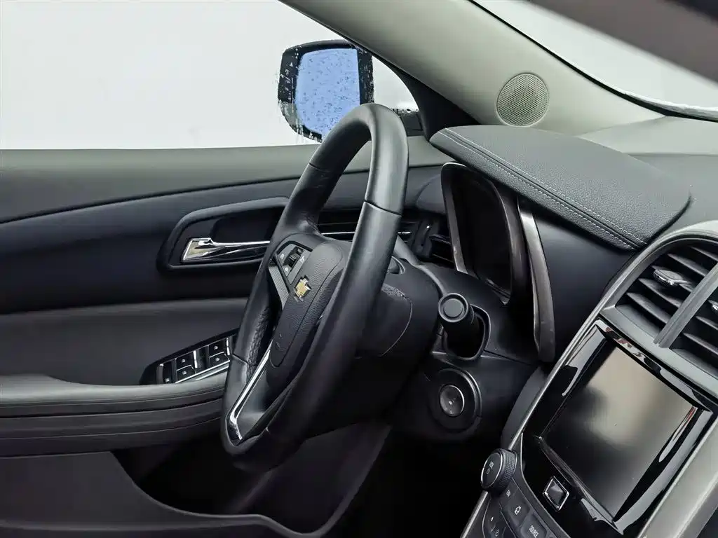 Chevrolet Malibu 2014 2.0L Automatic Luxury фото 22