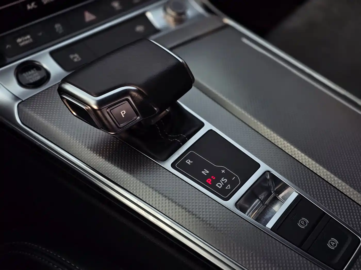 Audi A6L 2021 40 TFSI Luxury Elegance фото 11