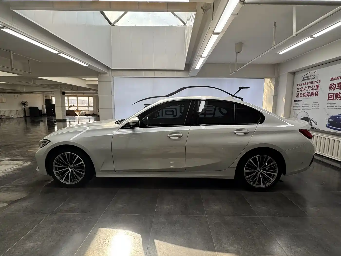 Фото 4 - BMW 3 Series
