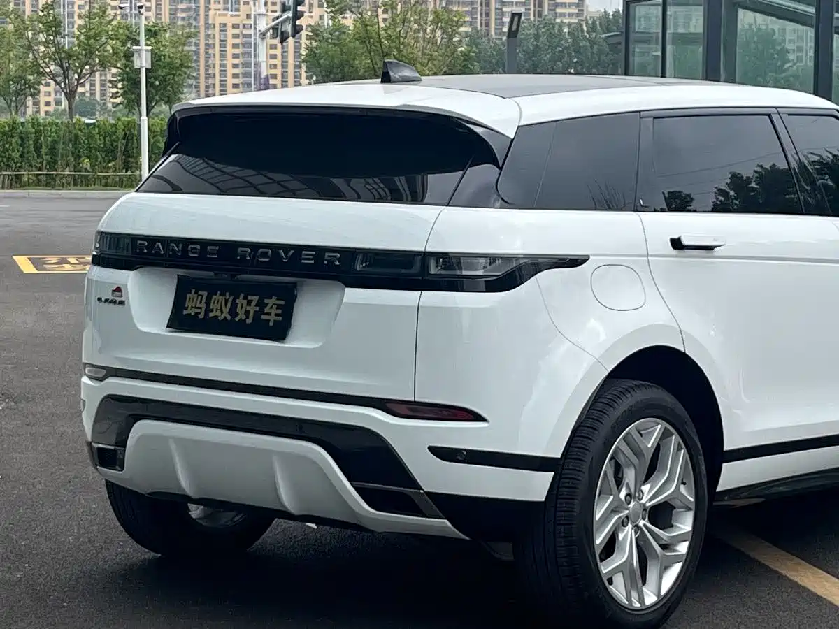 Land Rover Range Rover Evoque 2023 Range Rover Evoque L 200PS Elite Edition фото 10