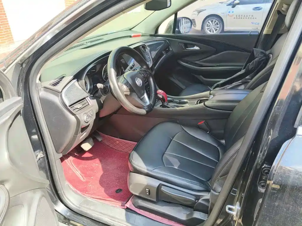 Фото 8 - Buick Envision Plus