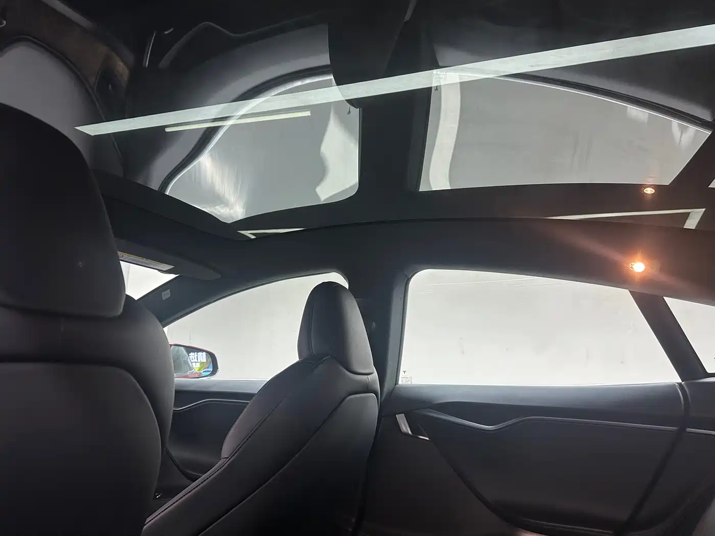 TESLA MODEL S