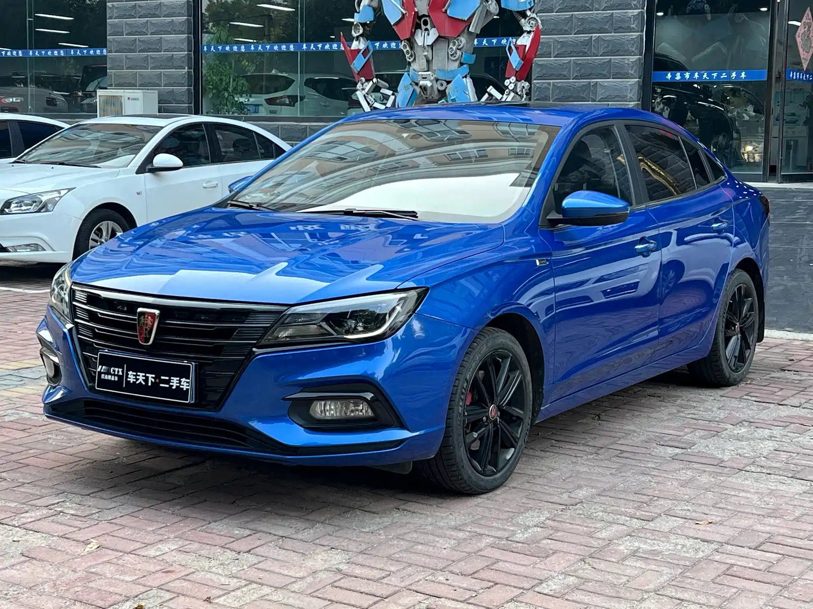 Фото 1 - Roewe i5