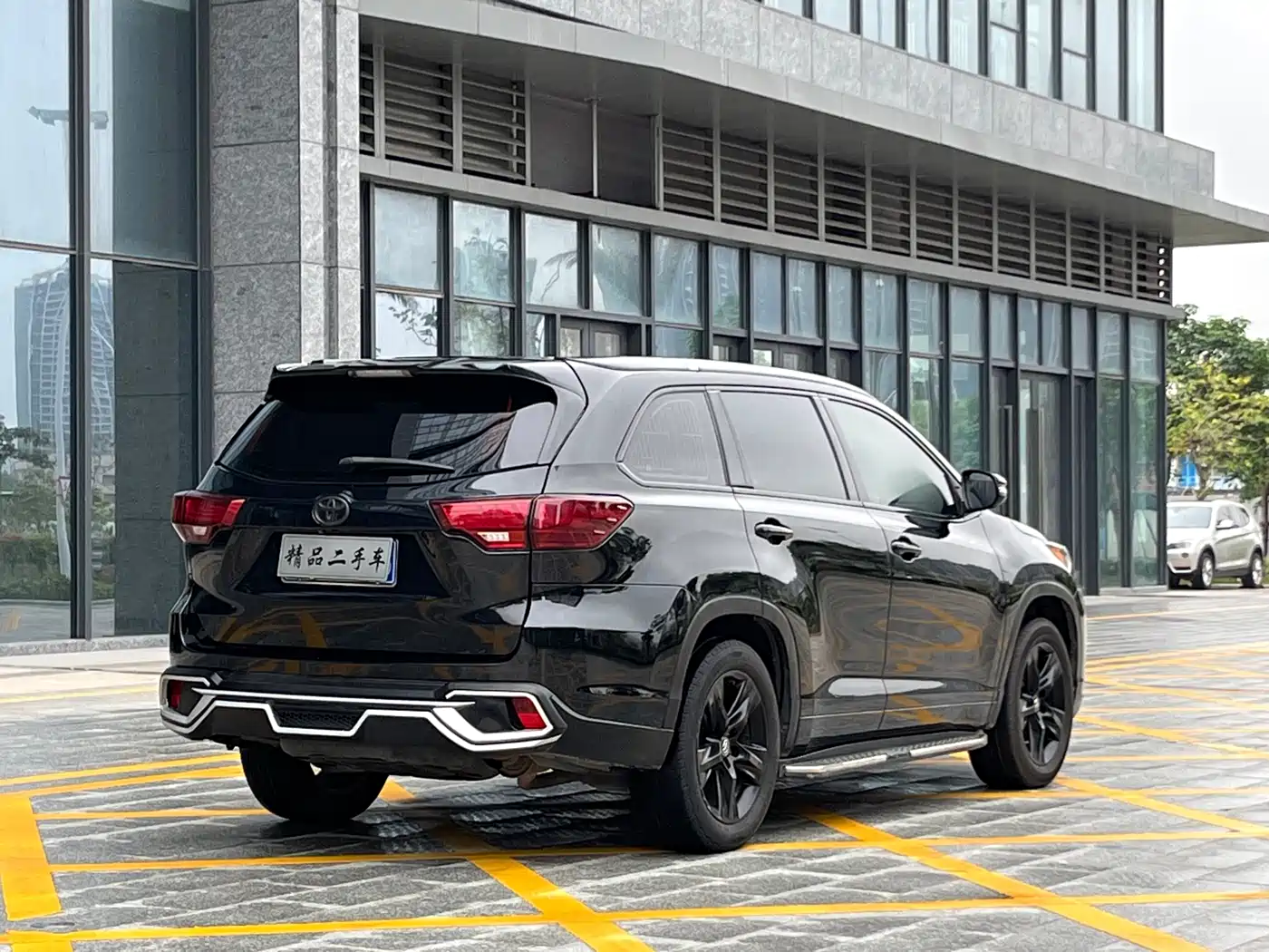 Toyota Highlander 2018 2.0T 4WD Luxury 7-seater China VI фото 6