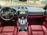 صورة 7 - Porsche Cayenne New Energy