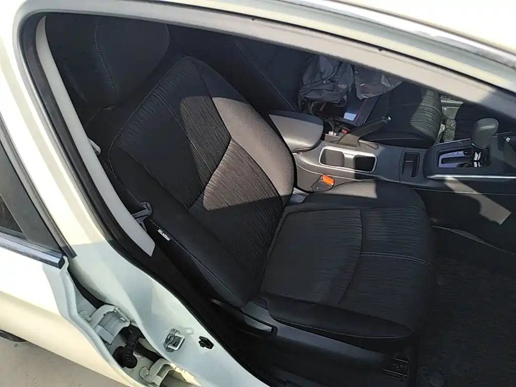 Фото 25 - Nissan Sylphy