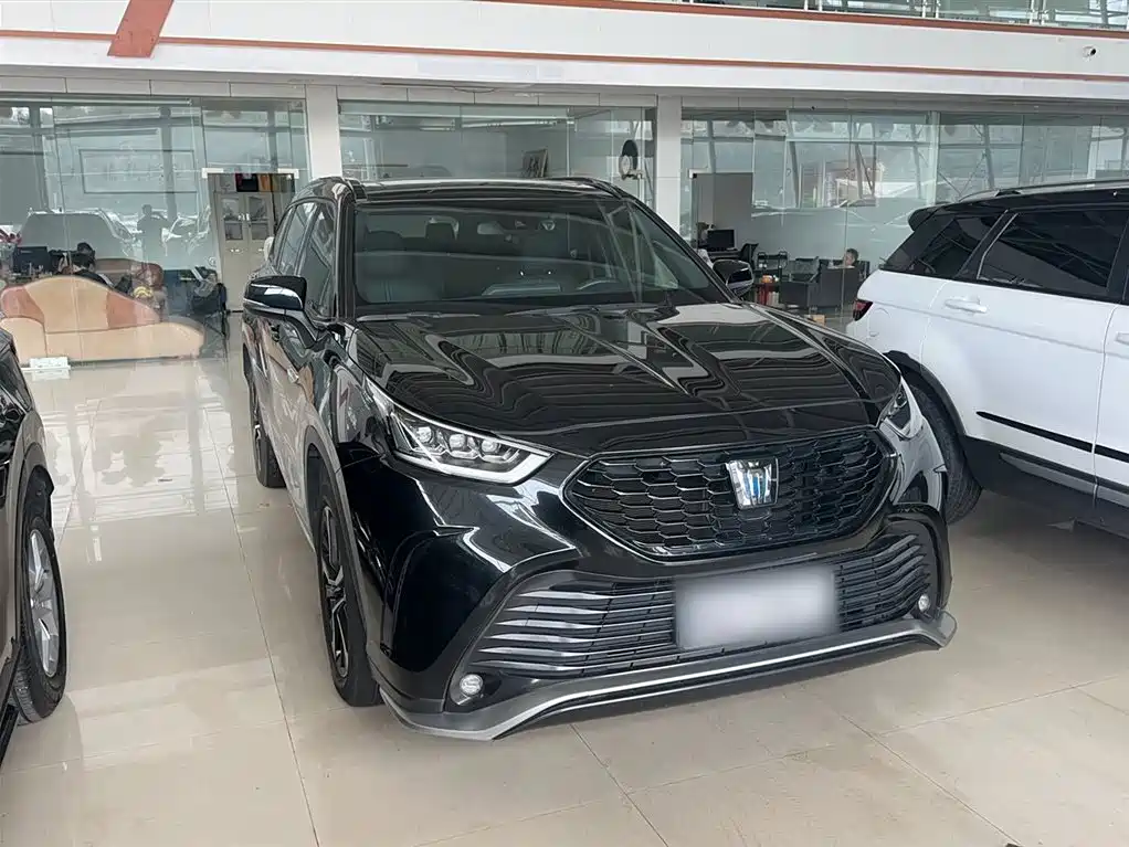 Toyota Crown Kluger 2022 2.5L HEV 4WD Luxury Edition фото 13
