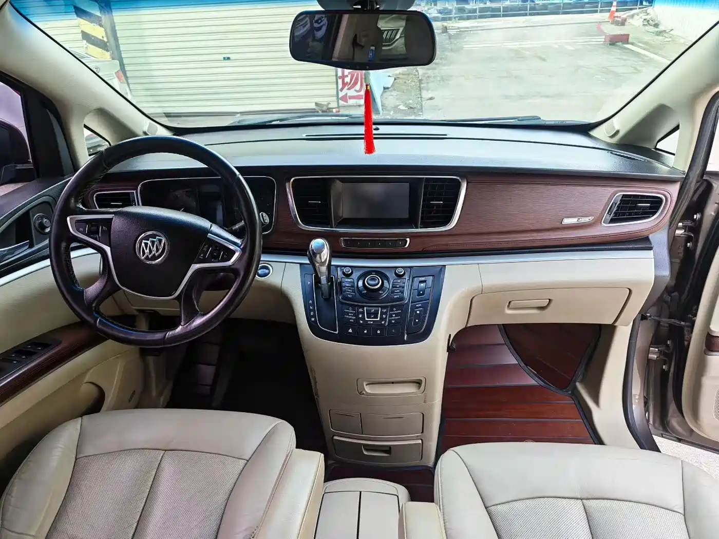 Buick GL8 2014 3.0L XT Luxury Business Flagship фото 7